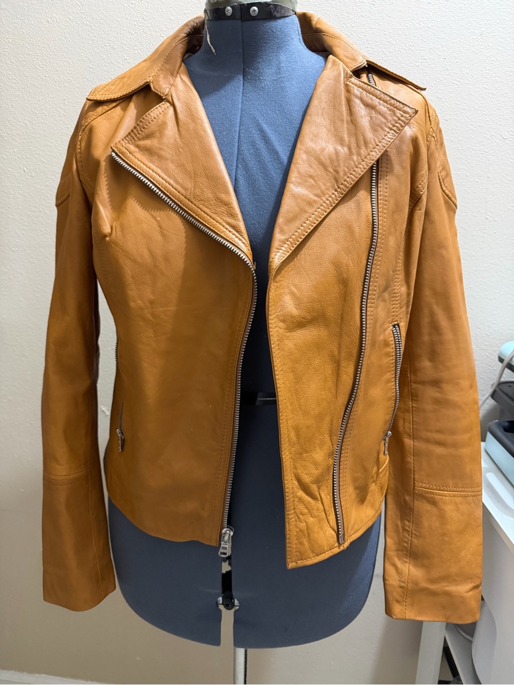 Black Rivet Women’s Leather Moto Jacket in Tan